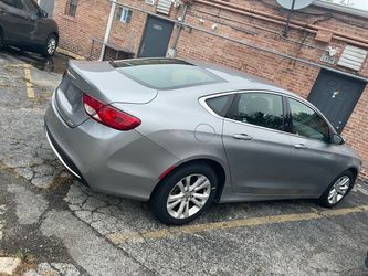 2015 Chrysler 200