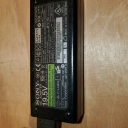 Sony Laptop Charger 19.5v 4.7A