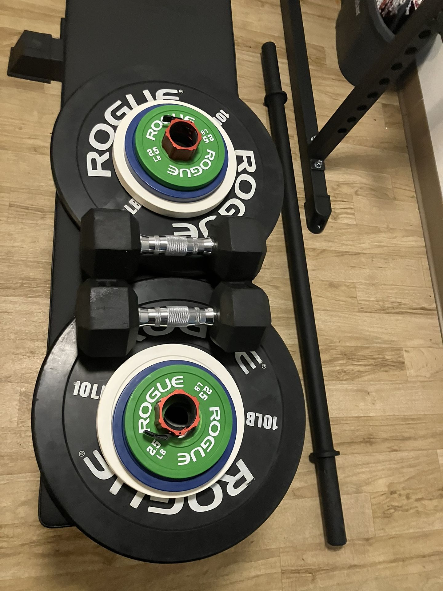 Rogue fitness hex dumbells change plates bumper plates