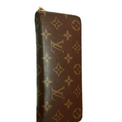 Authentic Louis Vuitton Clemence Zippy Rose Wallet Gently Used