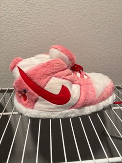 Pink Jordan slippers