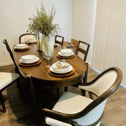 Beautiful Dining Table With Extended Leaf 