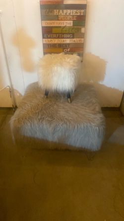 Mom bench, baby bench