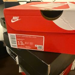 Kids Jordan’s slight worn