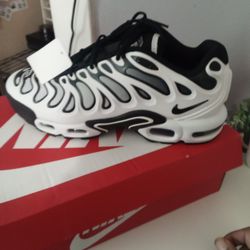 Air Max Plus Drift  