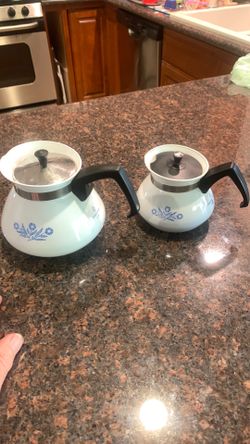 RARE VINTAGE REAR STAMPED 2 Corning ware tea pots 6 cup &3 cup in great condition