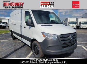 2025 Mercedes-Benz Sprinter 2500