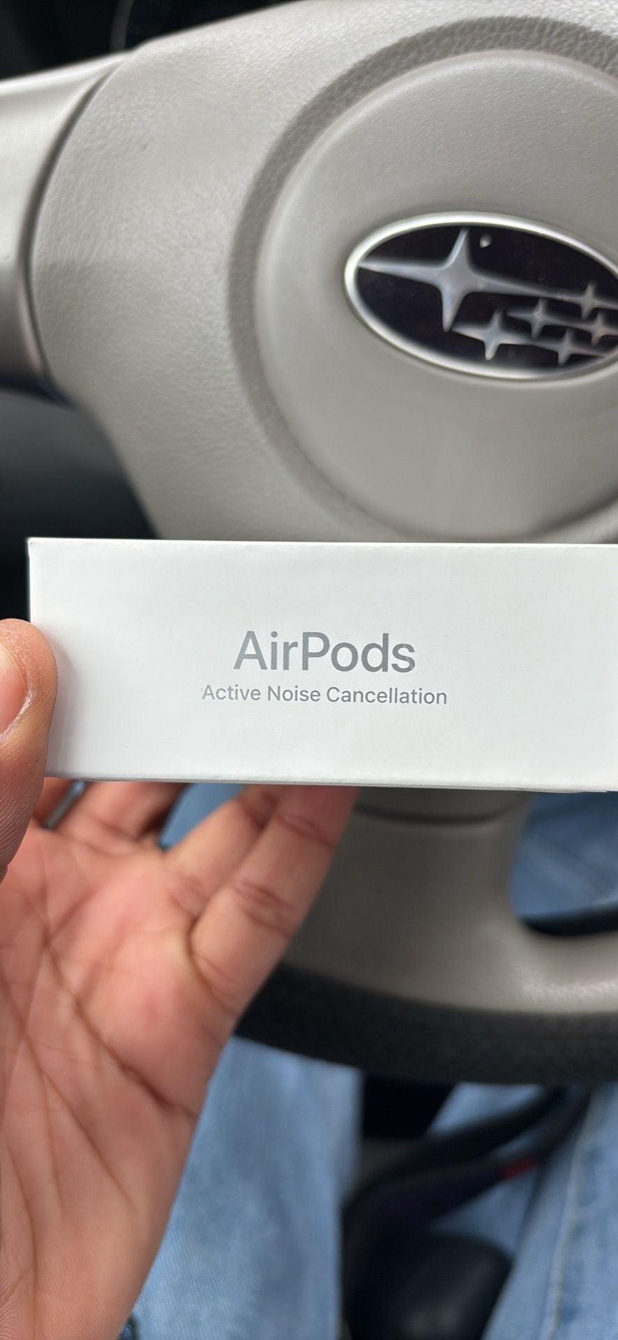 Apple AirPods 4 With ANS