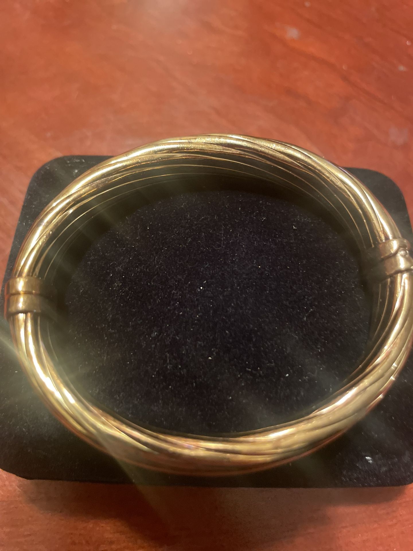 Bracelet  92.5  Italy.  Hinged Bangle