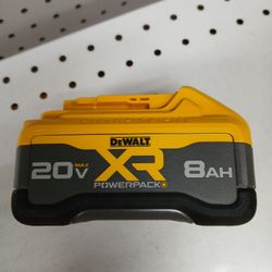 Dewalt New 8ah Battery XR 20V 
