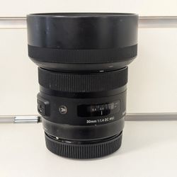Canon 30mm 1.4 DC Lens