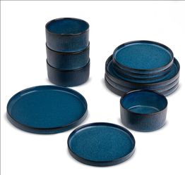 Yellowstone John 12-Piece Ceramic Dinnerware Set