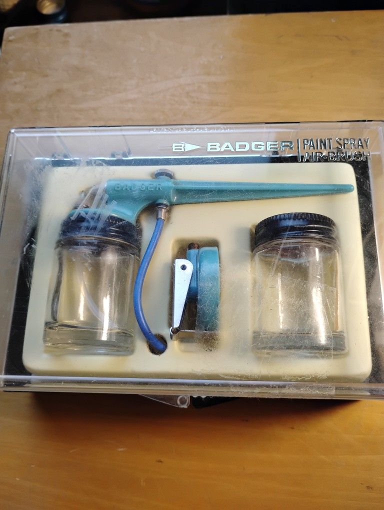 Vintage BADGER AIRBRUSH KIT NEW