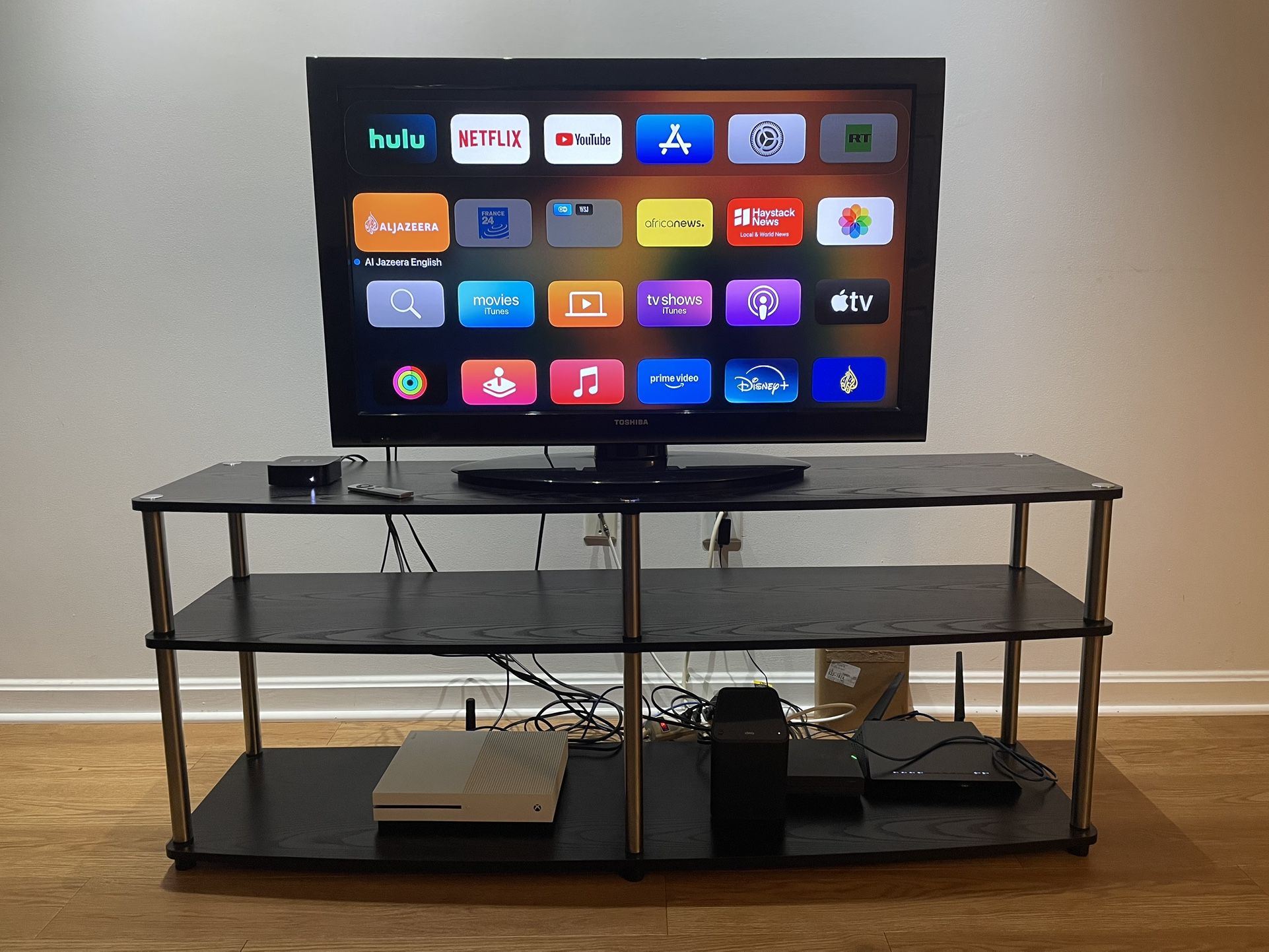 Toshiba 39 inch TV with Apple TV bundle (TV Stand Included)