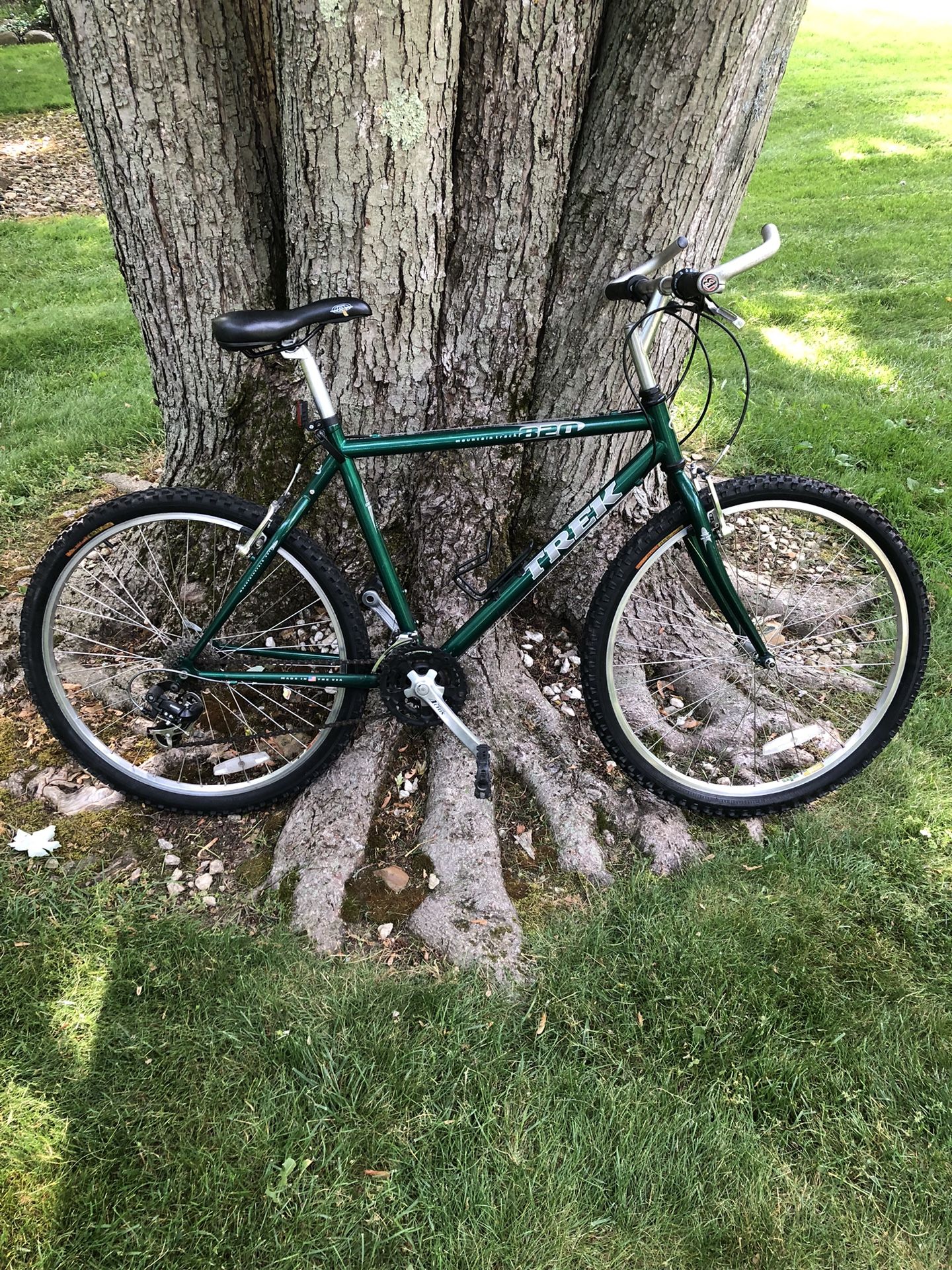 26” Trek Mountain Bike (large Frame)