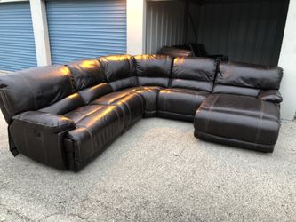 Power Reclining Sectional Couch