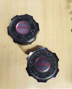 Toyota 4runner SR5 Front Wheel Caps