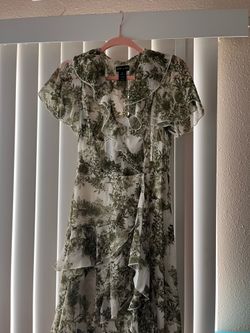 Women's green dress