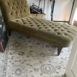 Chaise Lounge And Large Rug $100