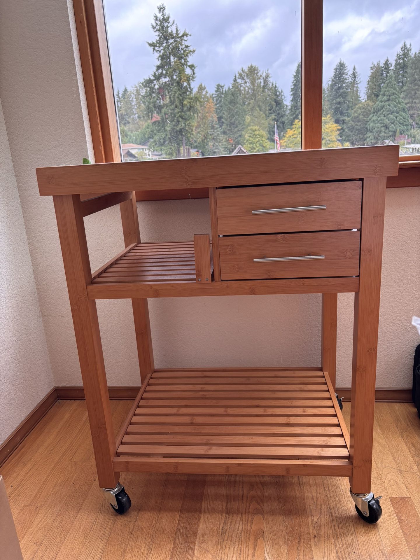 Rolling  Kitchen Island 
