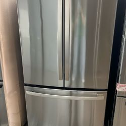 NEW OPEN BOX GE COUNTER DEPTH FRENCH STYLE REFRIGERATOR 