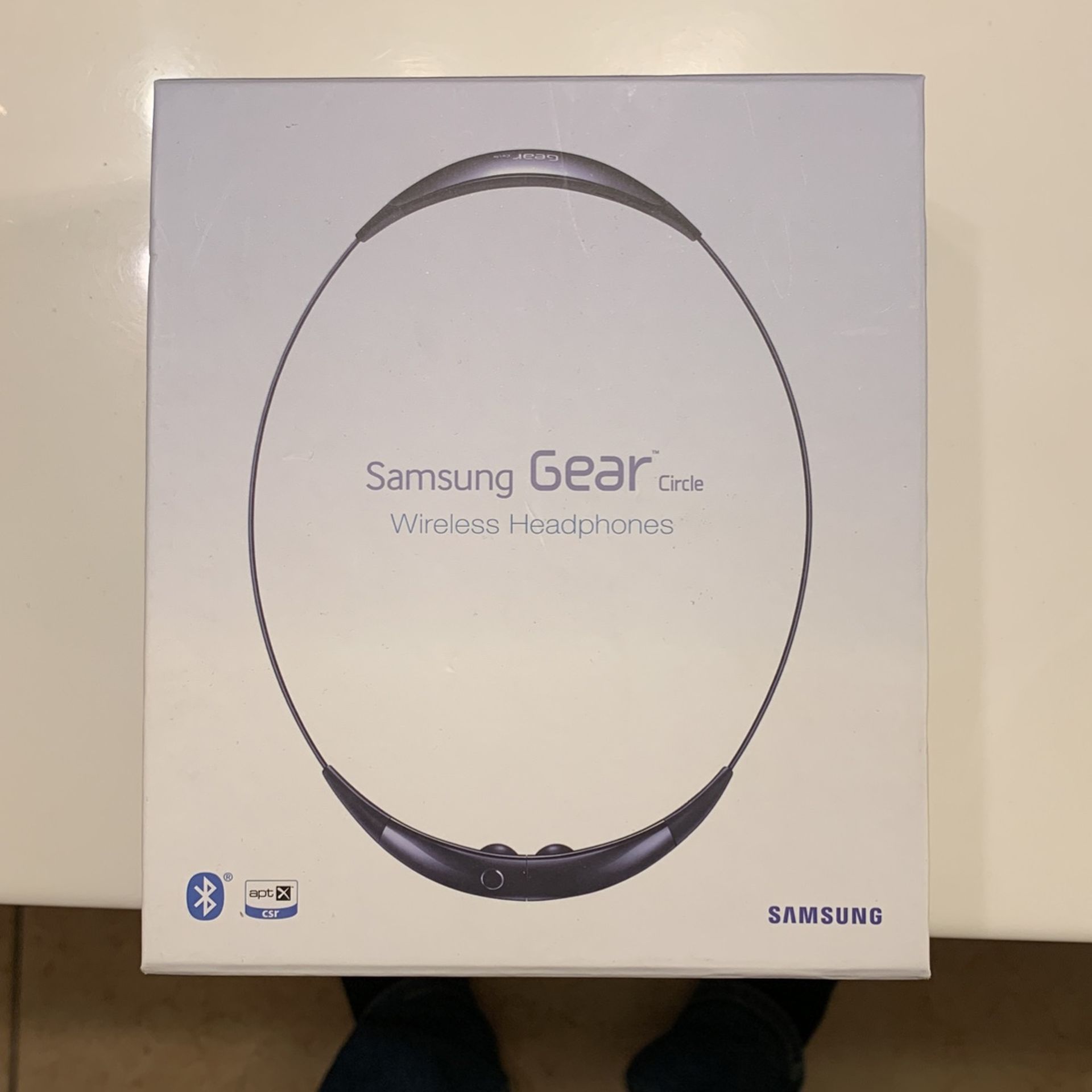 Samsung Headphones - Gear Circle Wireless