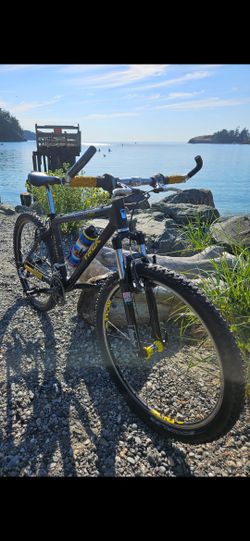 Trek 9900 Mountain Bike Carbon Frame