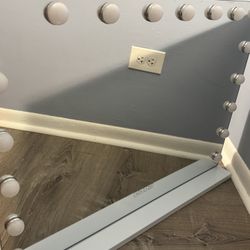 Vanity Mirror