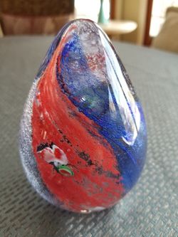 Murano glass paperweight