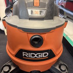 RIDGID VACUUM