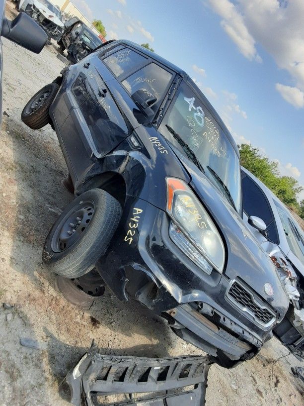 Part Out 2011 Kia Soul Parts Only