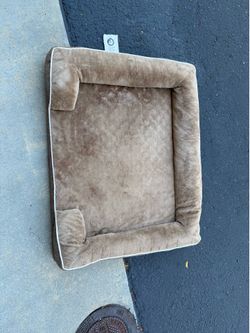 Dog bed
