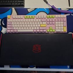 Dustsilver K84 Mechanical Keyboard Wired RGB Backlight Hot-Swappable Gamer Keybo