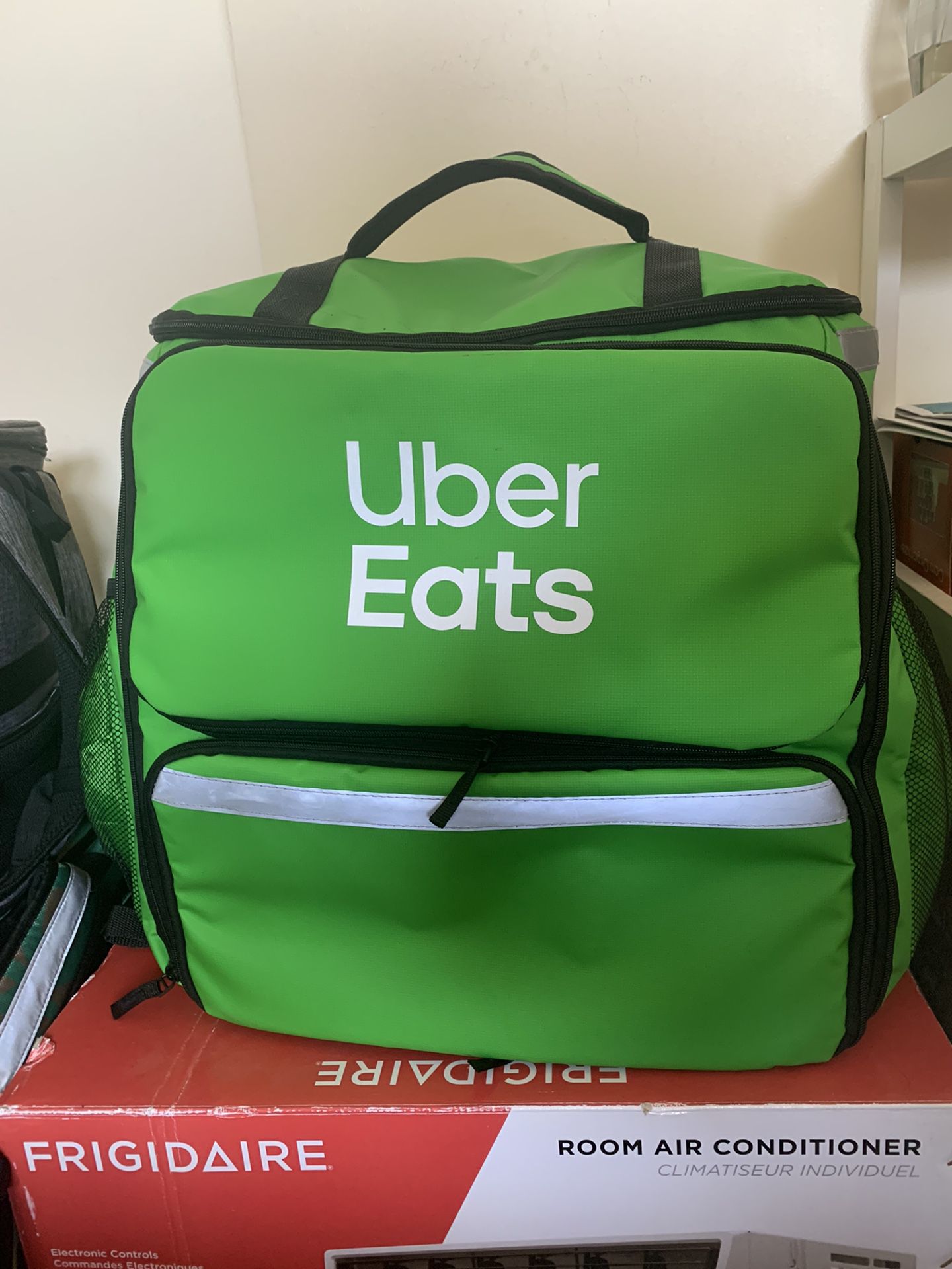 Uber Delivery bag With Cover