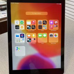 Apple iPad 9.7 inch 2017 WiFi and cellular unlocked for any carrier, IOS is updated to IOS15.4.1