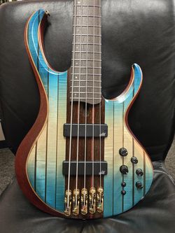 Ibanez 5 string bass guitar BTB1935 with Bag