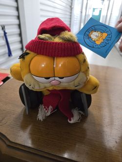 Vintage Garfield Winter Assortment Plush Soft Toy Dakin 80s