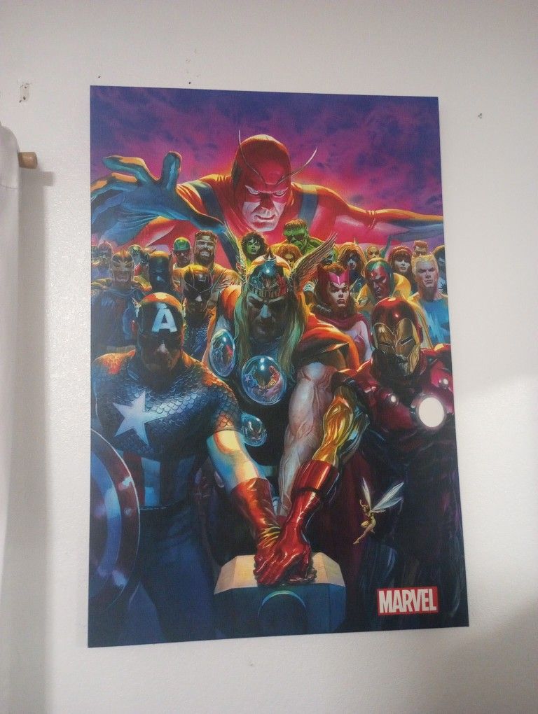 3 Piece Set Marvel Paintings Plus Clock