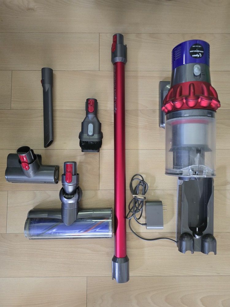 Dyson V10 Cordless Vacuum Cleaner