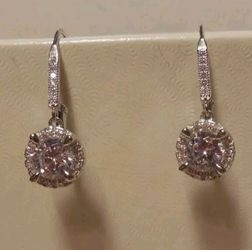 Beautiful Genuine 3 carat White Sapphire .925 Sterling Silver Earrings