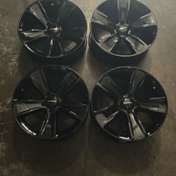 18” Rims Charger, Challenger,Chrysler 300 Firm Price,,