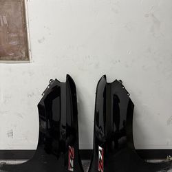 2021 Silverado set of oem fenders