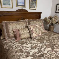 Rose Gold  Victorian Elegant Queen Bed Set