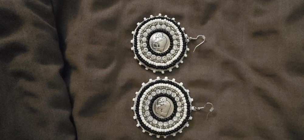 Authentic Indigenous Seed Bead Earrings And Lanyards(please read description)