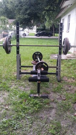 Weight bench it comes with 415 pounds of weight