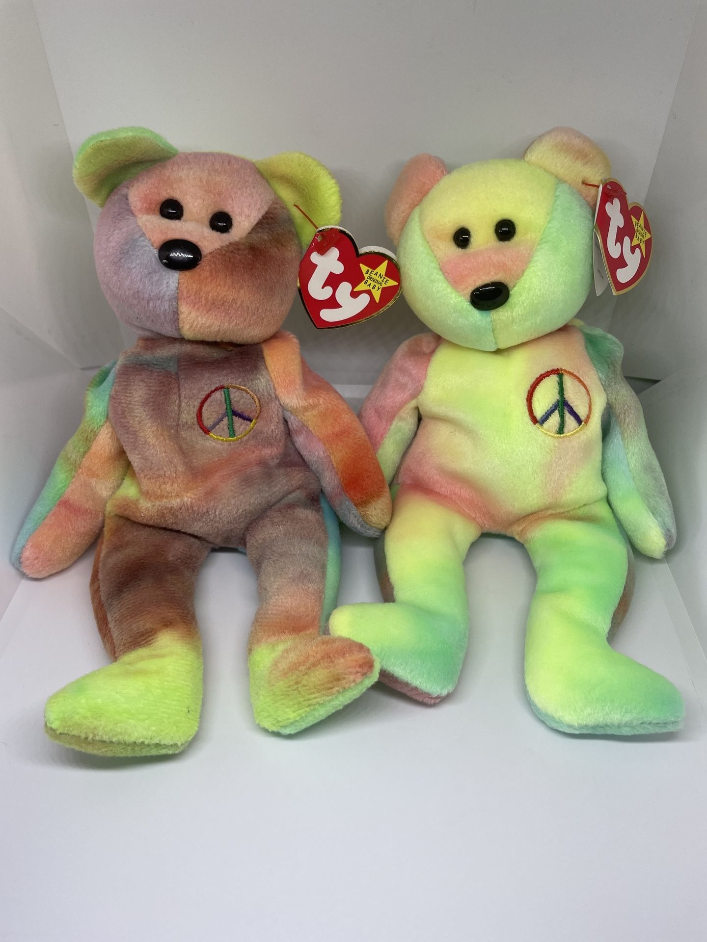 Ty Beanie Babies "Peace Bears"  - Rare & Has Errors! - 1996