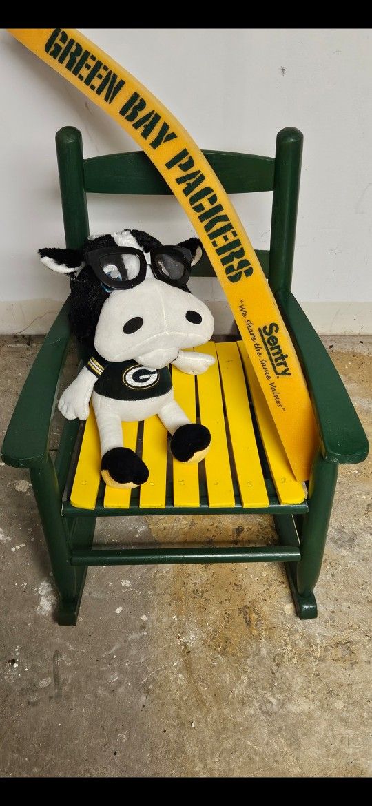 NFL, GREEN BAY PACKERS,  PACKER (FOR MINI-FAN) WOODEN MINI-ROCKER, FAN NOODLE & PLUSH PACKER COW, FIRM.