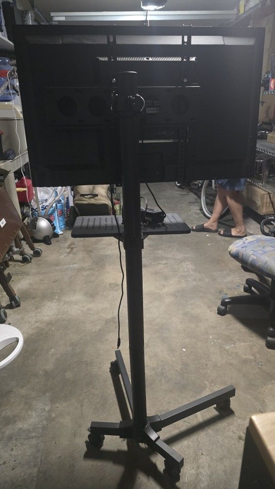 Insignia Small TV and Stand