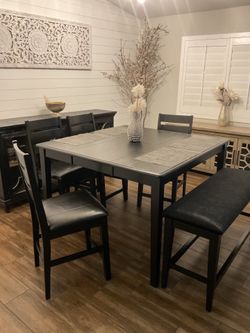 Dinning Table