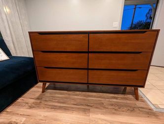 Νew 58’ Mcm dresser / free delivery